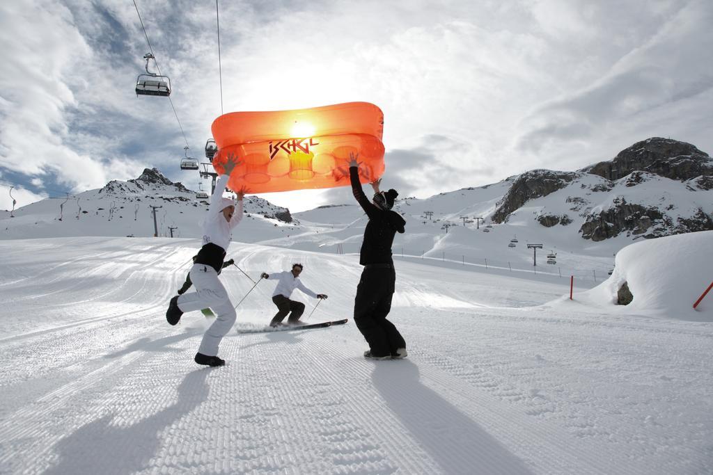 Hotel Maria Theresia Ischgl Bagian luar foto