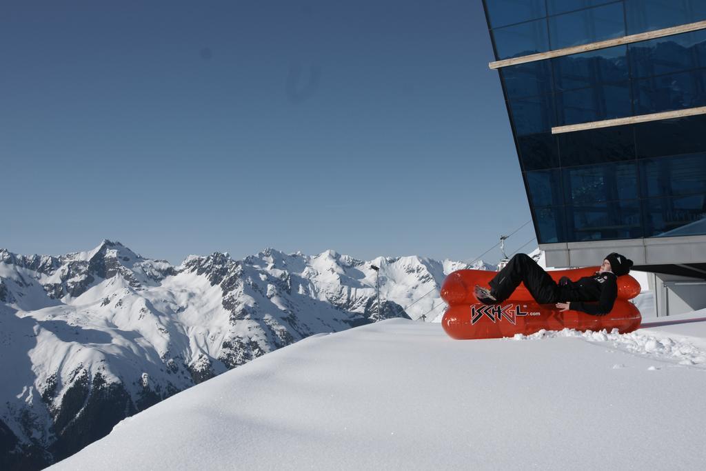 Hotel Maria Theresia Ischgl Bagian luar foto
