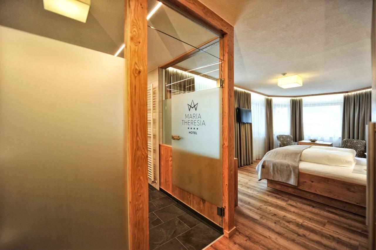 Hotel Maria Theresia Ischgl Bagian luar foto