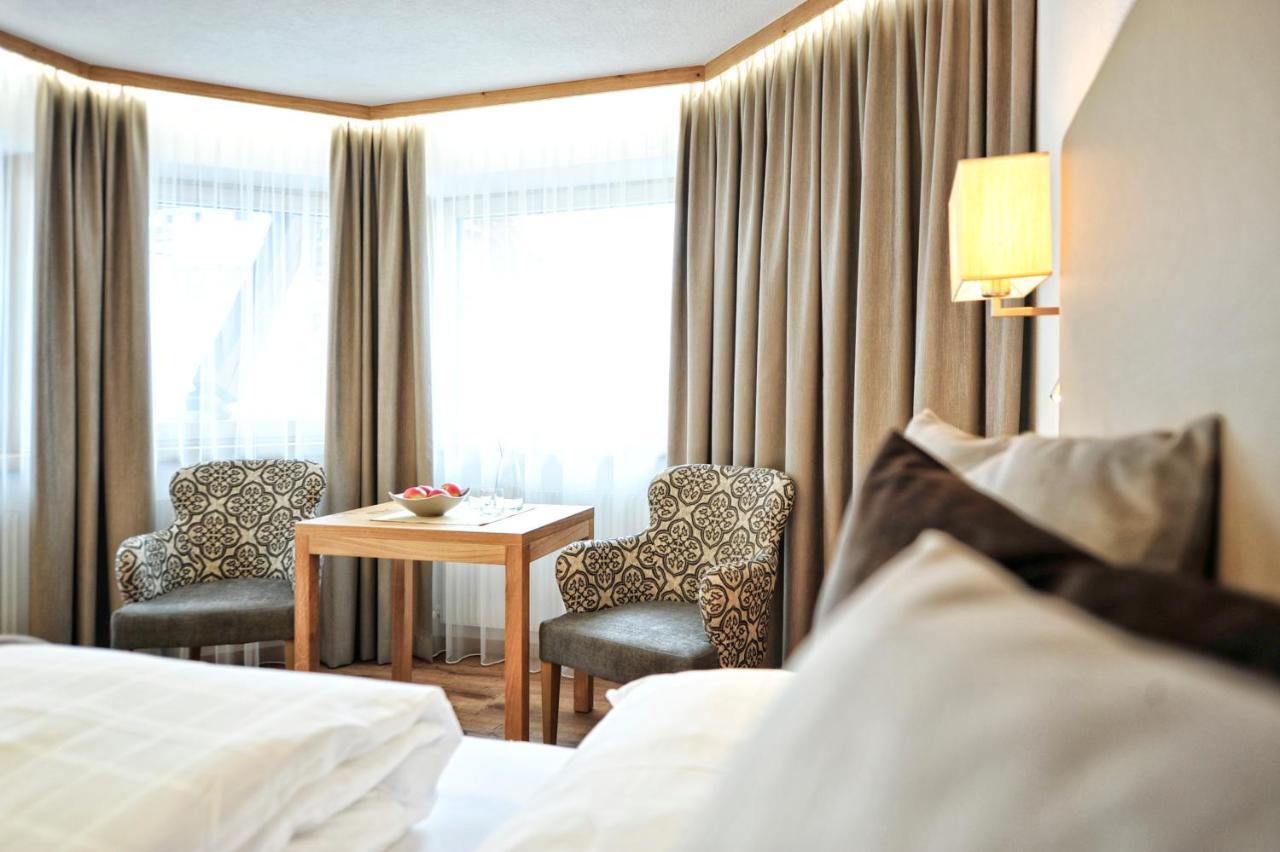 Hotel Maria Theresia Ischgl Bagian luar foto