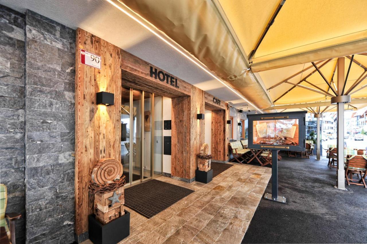 Hotel Maria Theresia Ischgl Bagian luar foto