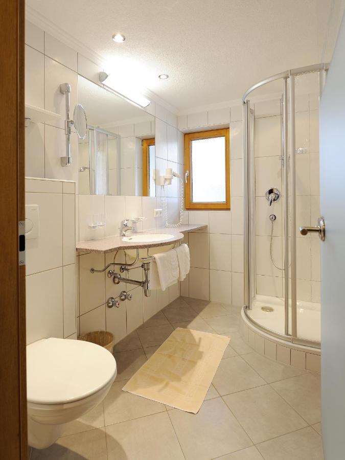 Hotel Maria Theresia Ischgl Bagian luar foto