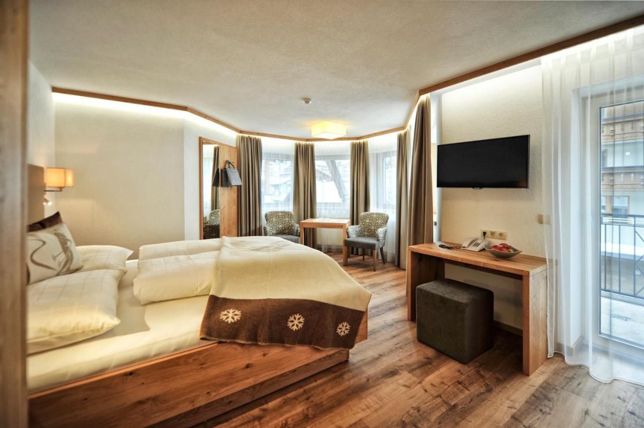 Hotel Maria Theresia Ischgl Bagian luar foto